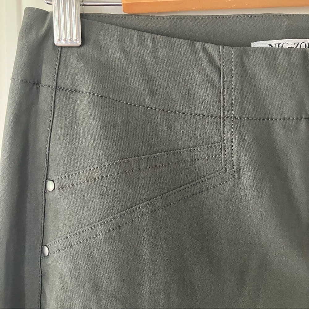 NIC+ZOE Greenish Gray Wonderstretch Pocket Straight Leg Pants (2) - Picture 3 of 10
